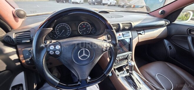 Mercedes C 200 2002, 260,000 km - 2.0 l - Bakı