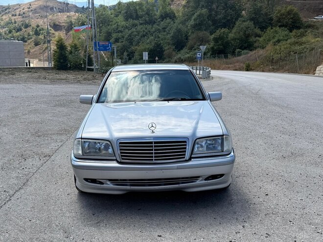 Mercedes C 200 2000, 224,000 km - 2.0 л - Ağcabədi