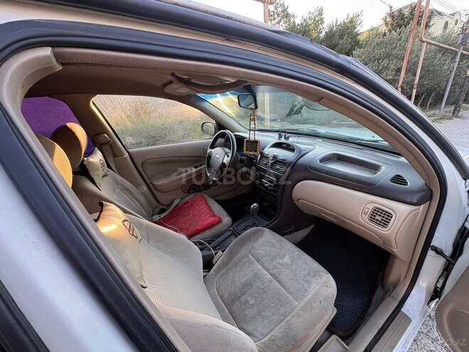 Nissan Sunny 2007, 235,000 km - 1.6 л - Bakı