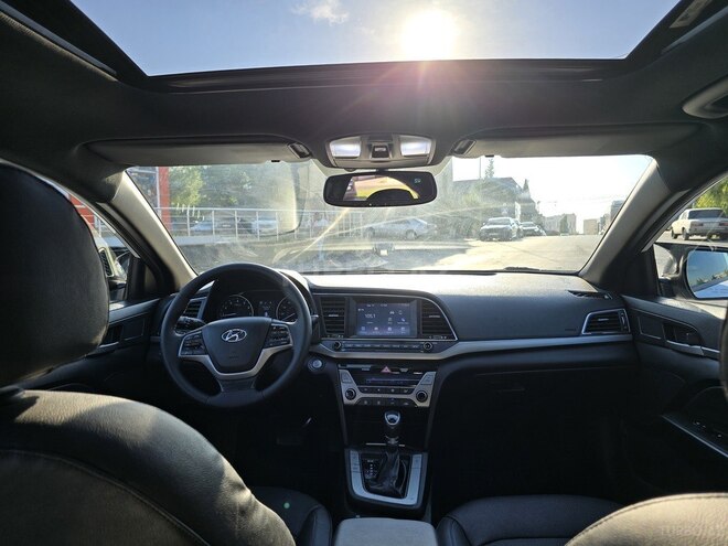 Hyundai Elantra 2017, 186,684 km - 2.0 l - Bakı