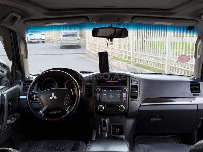 Mitsubishi Pajero 2011, 228,000 km - 3.5 l - Bakı