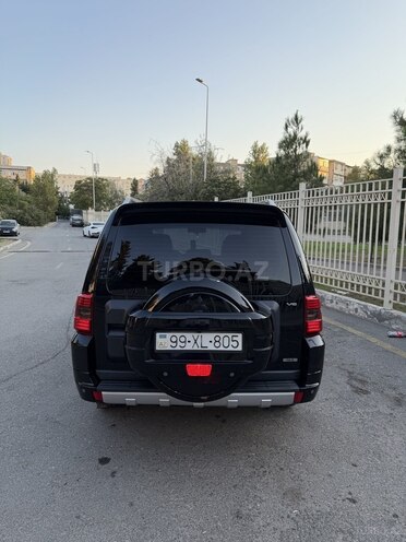 Mitsubishi Pajero 2011, 228,000 km - 3.5 l - Bakı