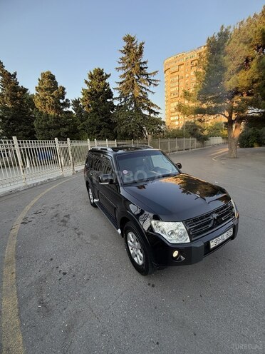 Mitsubishi Pajero 2011, 228,000 km - 3.5 l - Bakı