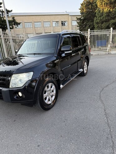 Mitsubishi Pajero 2011, 228,000 km - 3.5 l - Bakı
