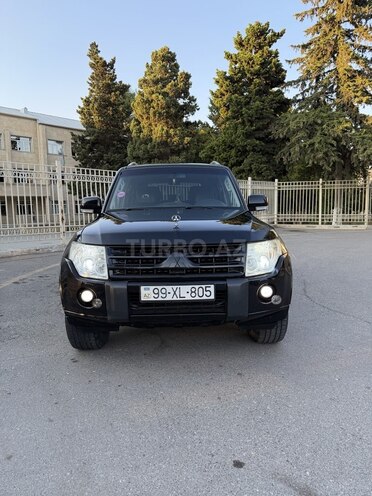 Mitsubishi Pajero 2011, 228,000 km - 3.5 l - Bakı
