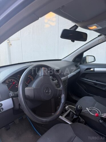 Opel Astra 2005, 240,000 km - 1.4 l - Balakən