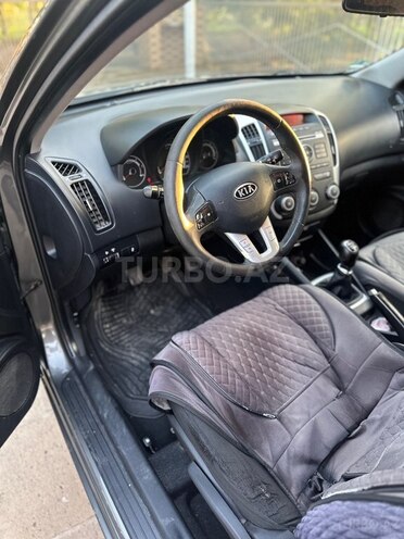 Kia  2011, 372,000 km - 1.6 l - Hacıqabul