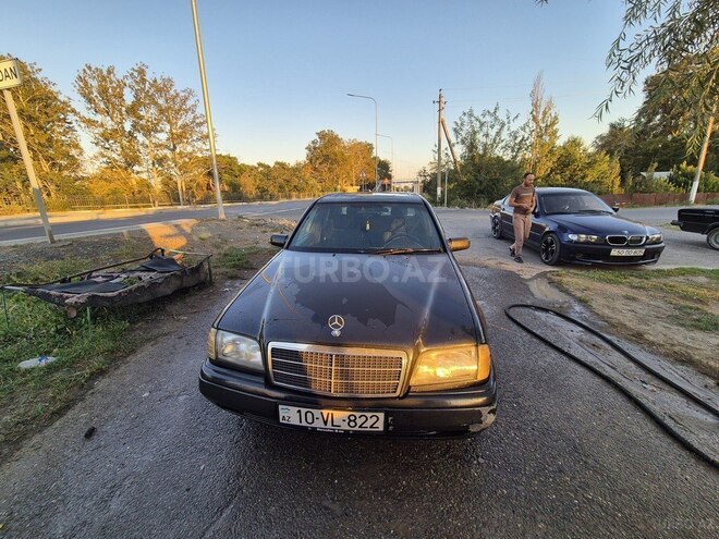 Mercedes C 180 1995, 280,000 km - 1.8 л - Mingəçevir