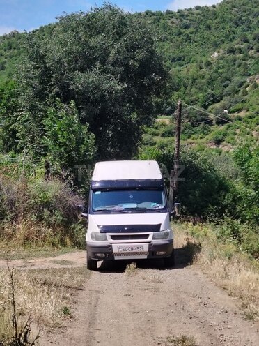 Ford Transit 2003, 496,235 km - 2.4 л - Tovuz