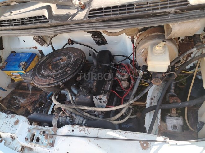 GAZ 2705 1999, 99,280 km - 2.4 l - Quba