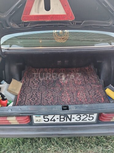 Mercedes 190 1993, 427,000 km - 2.0 л - Sabirabad