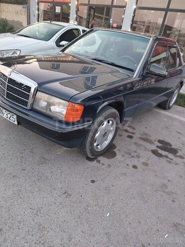 Mercedes 190 1993, 427,000 km - 2.0 л - Sabirabad