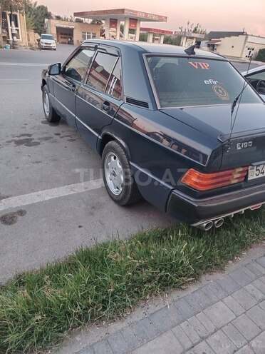Mercedes 190 1993, 427,000 km - 2.0 л - Sabirabad