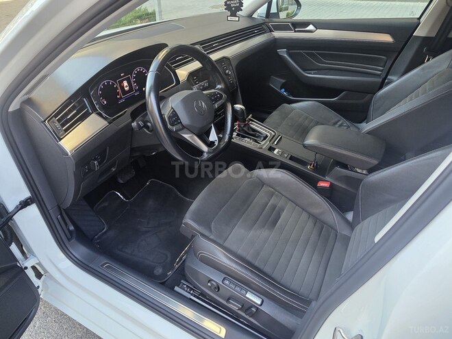 Volkswagen Passat 2021, 103,000 km - 1.4 л - Bakı