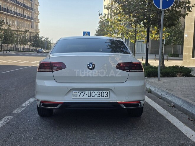 Volkswagen Passat 2021, 103,000 km - 1.4 л - Bakı