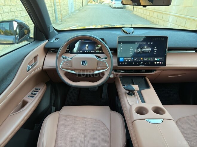 Changan  2025, 8,500 km - 1.5 л - Bakı