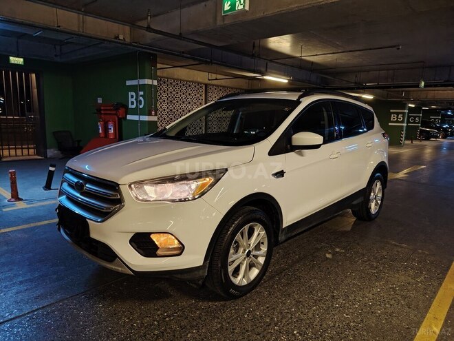 Ford Escape 2018, 142,000 km - 1.5 l - Bakı