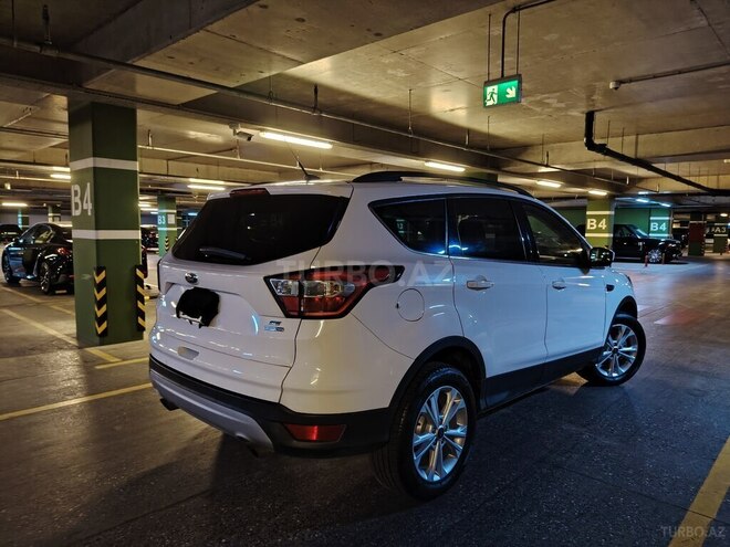 Ford Escape 2018, 142,000 km - 1.5 l - Bakı