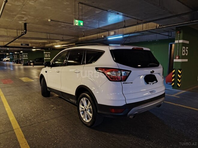 Ford Escape 2018, 142,000 km - 1.5 l - Bakı