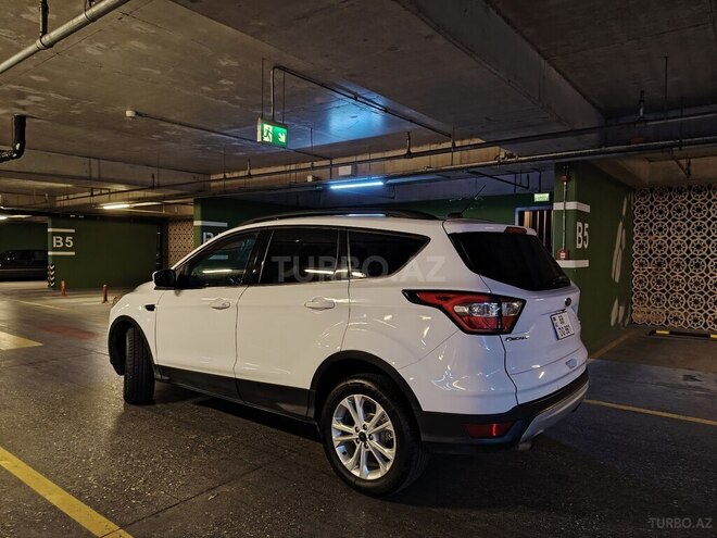 Ford Escape 2018, 142,000 km - 1.5 l - Bakı