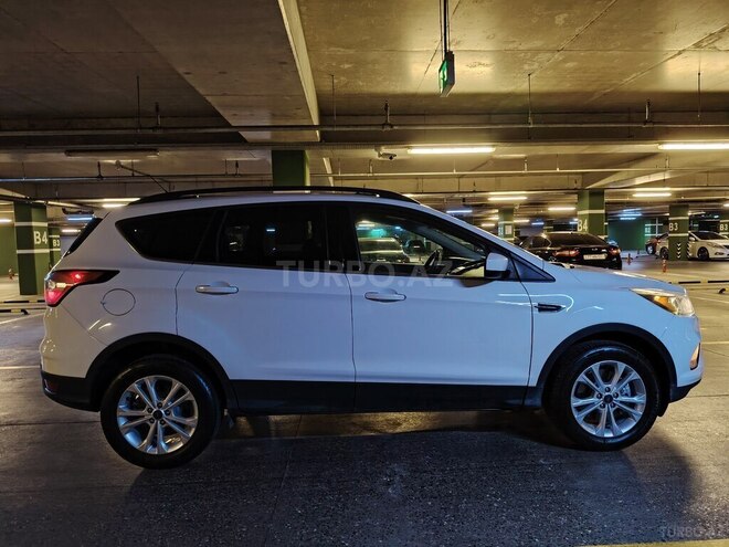 Ford Escape 2018, 142,000 km - 1.5 l - Bakı