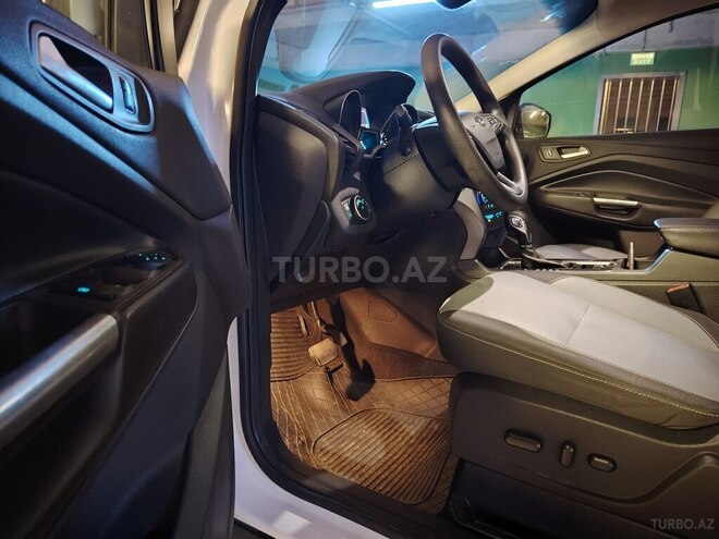 Ford Escape 2018, 142,000 km - 1.5 l - Bakı