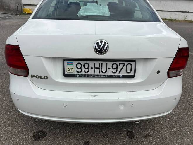 Volkswagen Polo 2013, 170,000 km - 1.6 l - Bakı