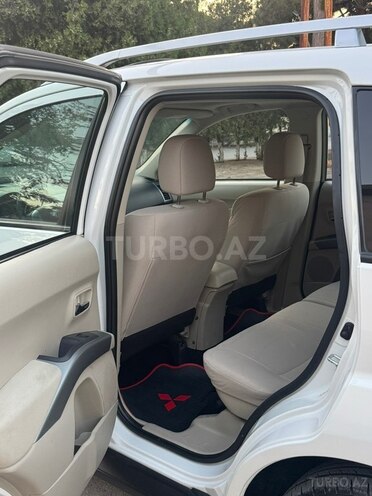 Mitsubishi Outlander 2008, 212,200 km - 2.4 l - Bakı