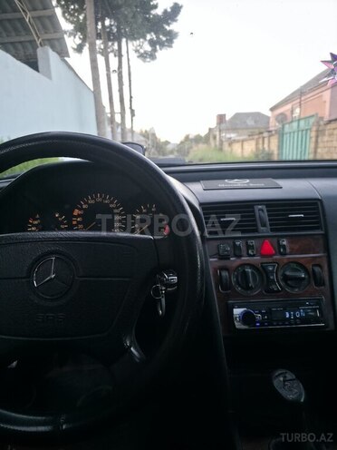 Mercedes C 180 2000, 458,000 km - 1.8 l - Xaçmaz