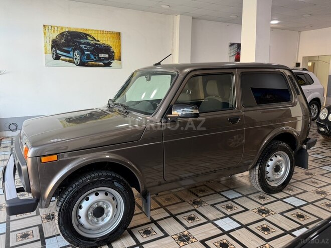 LADA (VAZ) Niva 2024, 27,000 km - 1.7 л - Sumqayıt