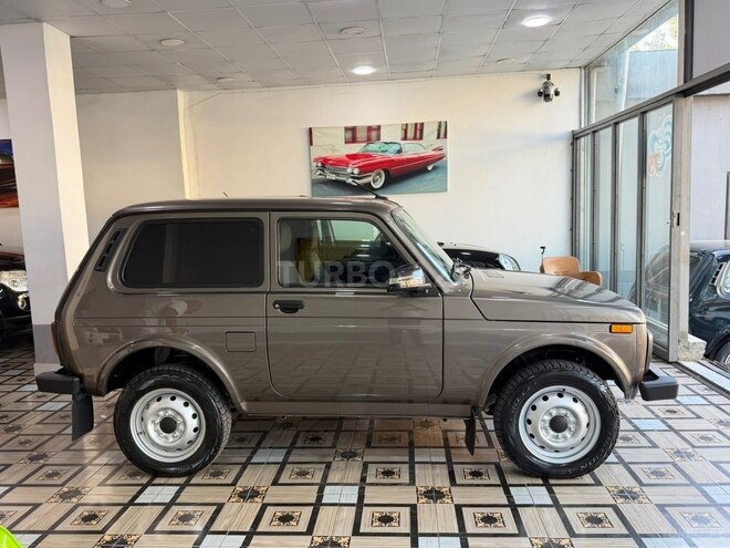LADA (VAZ) Niva 2024, 27,000 km - 1.7 л - Sumqayıt