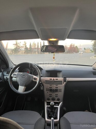 Opel Astra 2008, 240,000 km - 1.7 л - Şirvan