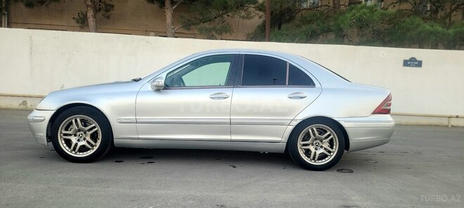 Mercedes C 240 2003, 220,000 km - 2.6 л - Bakı