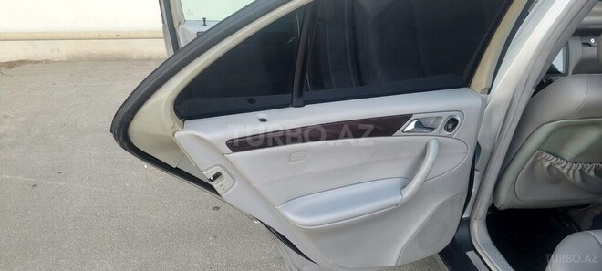 Mercedes C 240 2003, 220,000 km - 2.6 л - Bakı