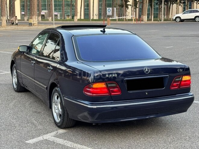 Mercedes E 270 2000, 317,000 km - 2.7 l - Sumqayıt