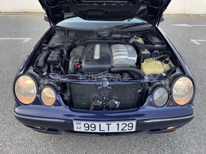 Mercedes E 270 2000, 317,000 km - 2.7 l - Sumqayıt