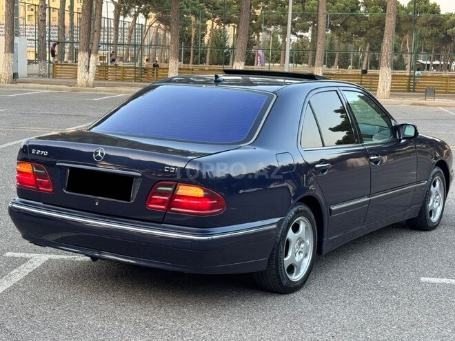 Mercedes E 270 2000, 317,000 km - 2.7 l - Sumqayıt