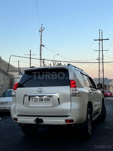 Toyota Land Cruiser Prado 2010, 175,300 km - 2.7 l - Gəncə
