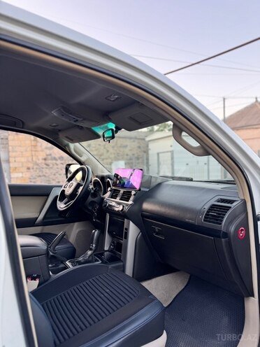 Toyota Land Cruiser Prado 2010, 175,300 km - 2.7 l - Gəncə