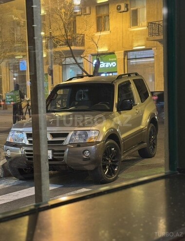 Mitsubishi Pajero 2006, 313,000 km - 3.0 l - Bakı