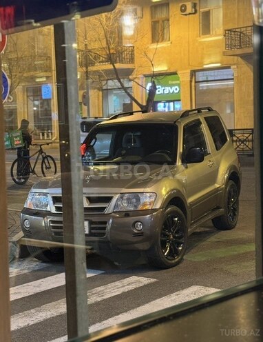 Mitsubishi Pajero 2006, 313,000 km - 3.0 l - Bakı