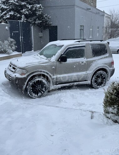 Mitsubishi Pajero 2006, 313,000 km - 3.0 l - Bakı