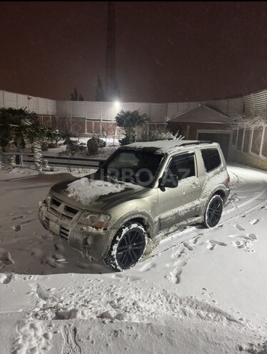 Mitsubishi Pajero 2006, 313,000 km - 3.0 l - Bakı