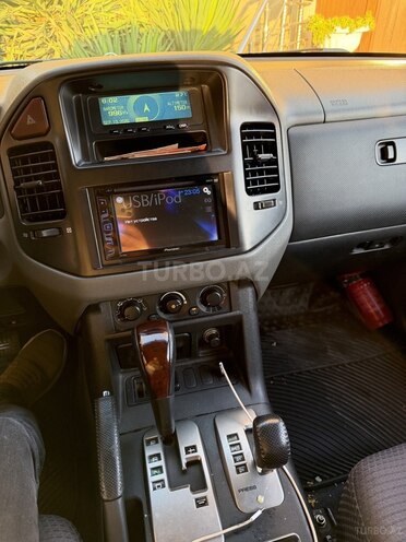 Mitsubishi Pajero 2006, 313,000 km - 3.0 l - Bakı