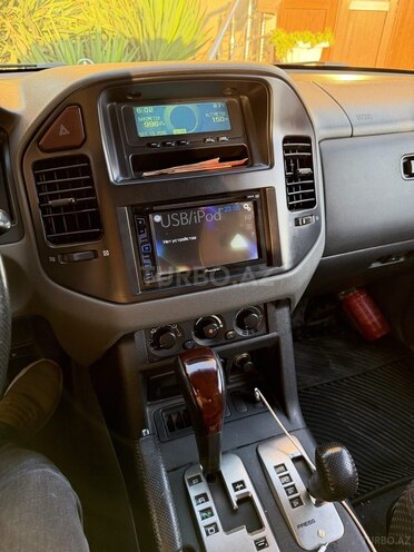 Mitsubishi Pajero 2006, 313,000 km - 3.0 l - Bakı