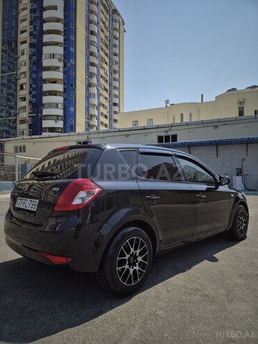 Kia Ceed 2011, 210,000 km - 1.6 l - Bakı