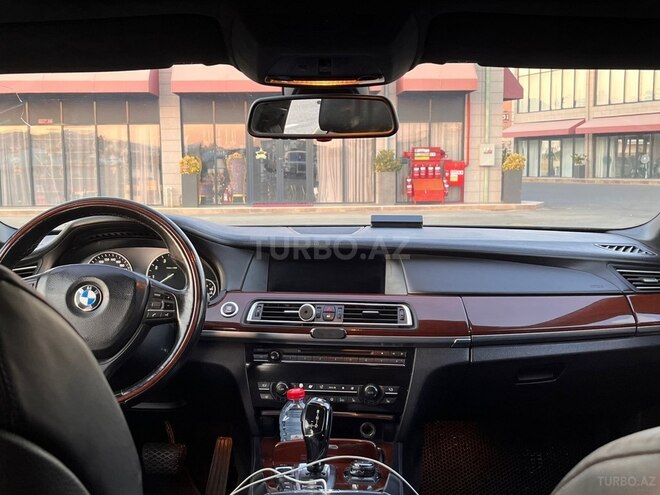 BMW 750 2010, 345,000 km - 4.4 l - Bakı