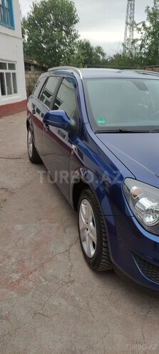 Opel Astra 2010, 201,000 km - 1.4 l - Qusar