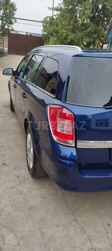 Opel Astra 2010, 201,000 km - 1.4 l - Qusar