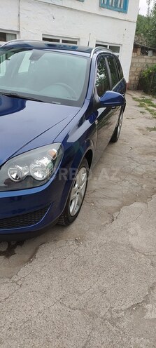 Opel Astra 2010, 201,000 km - 1.4 l - Qusar
